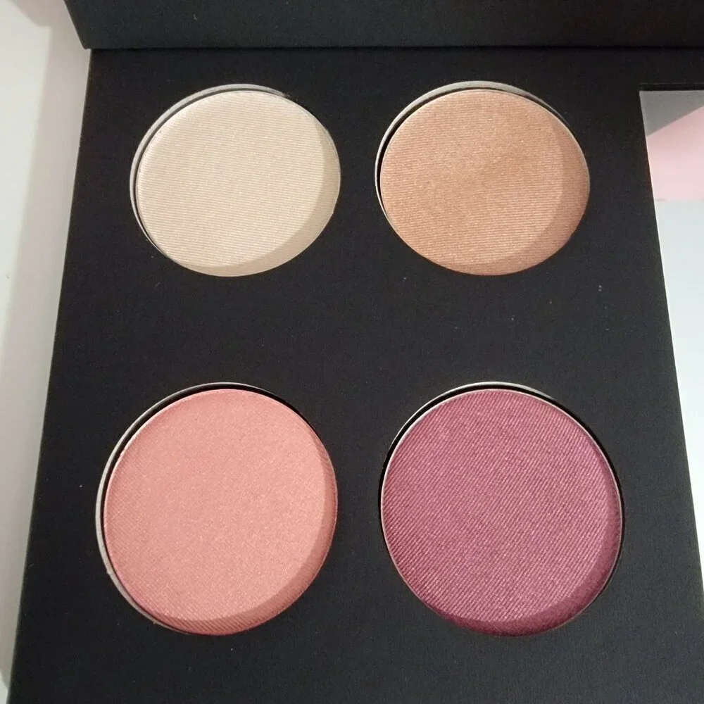 Hempz Pure Natural Compact Eye Shadow Blush Makeup Palette
